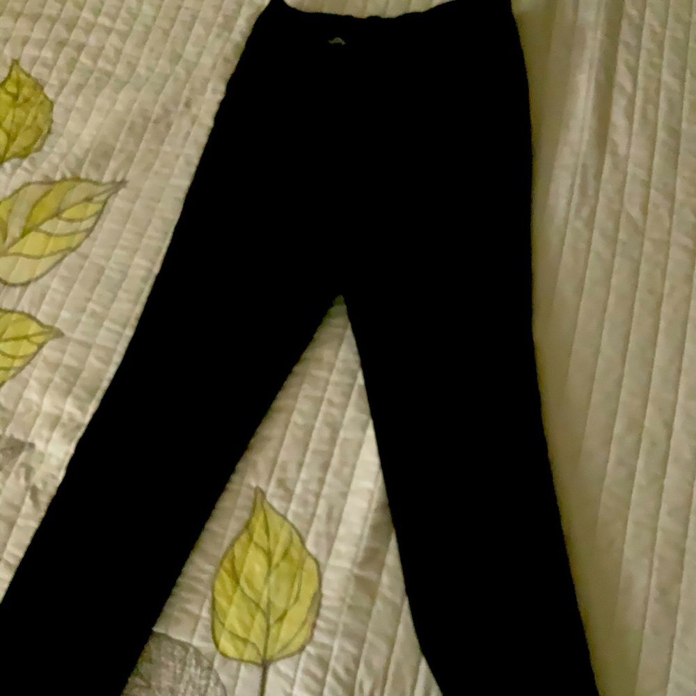Super stretch cropped pant.